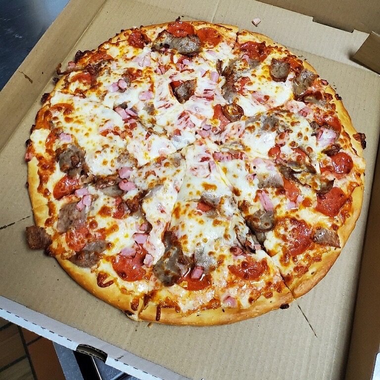 Louie's Pizza